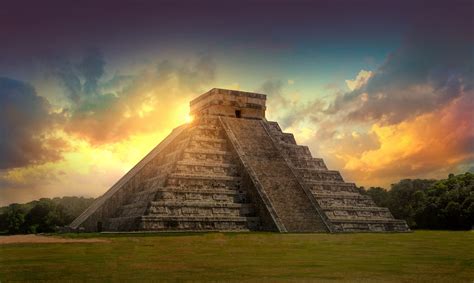 Zamieszkanie Tolteków w Chichen Itza – Świadectwo Intelektualnego Rozwoju i Architektonicznego kunsztu